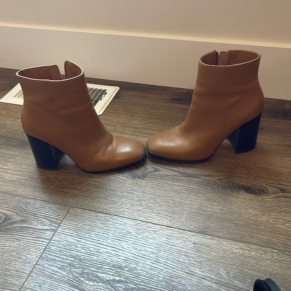 Nordstrom Rack Booties - Picture 5 of 7